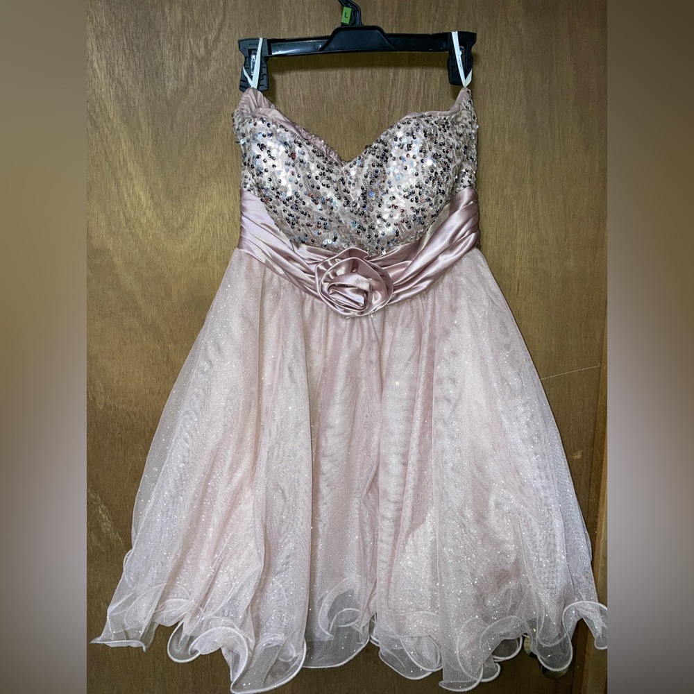 Short dress